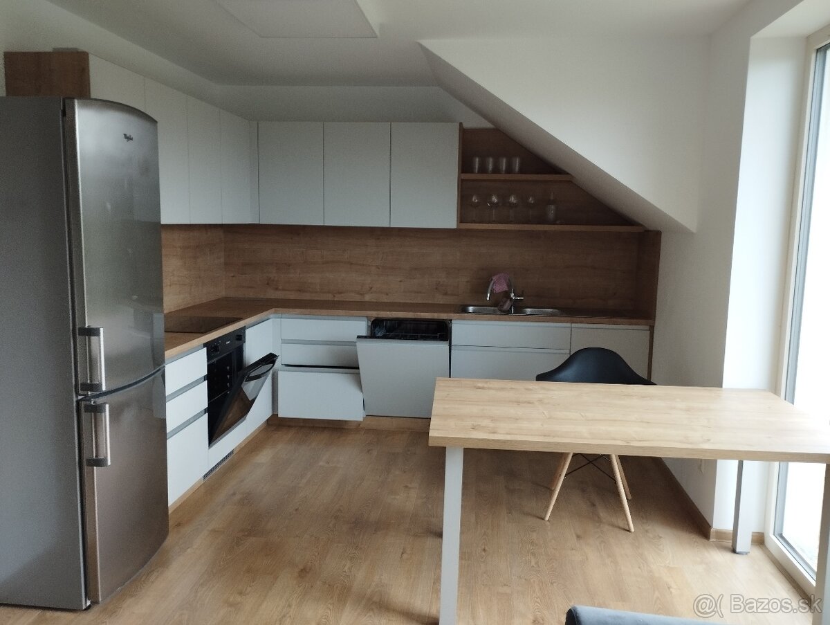 4 izbový byt s dvomi balkónmi - Novostavba