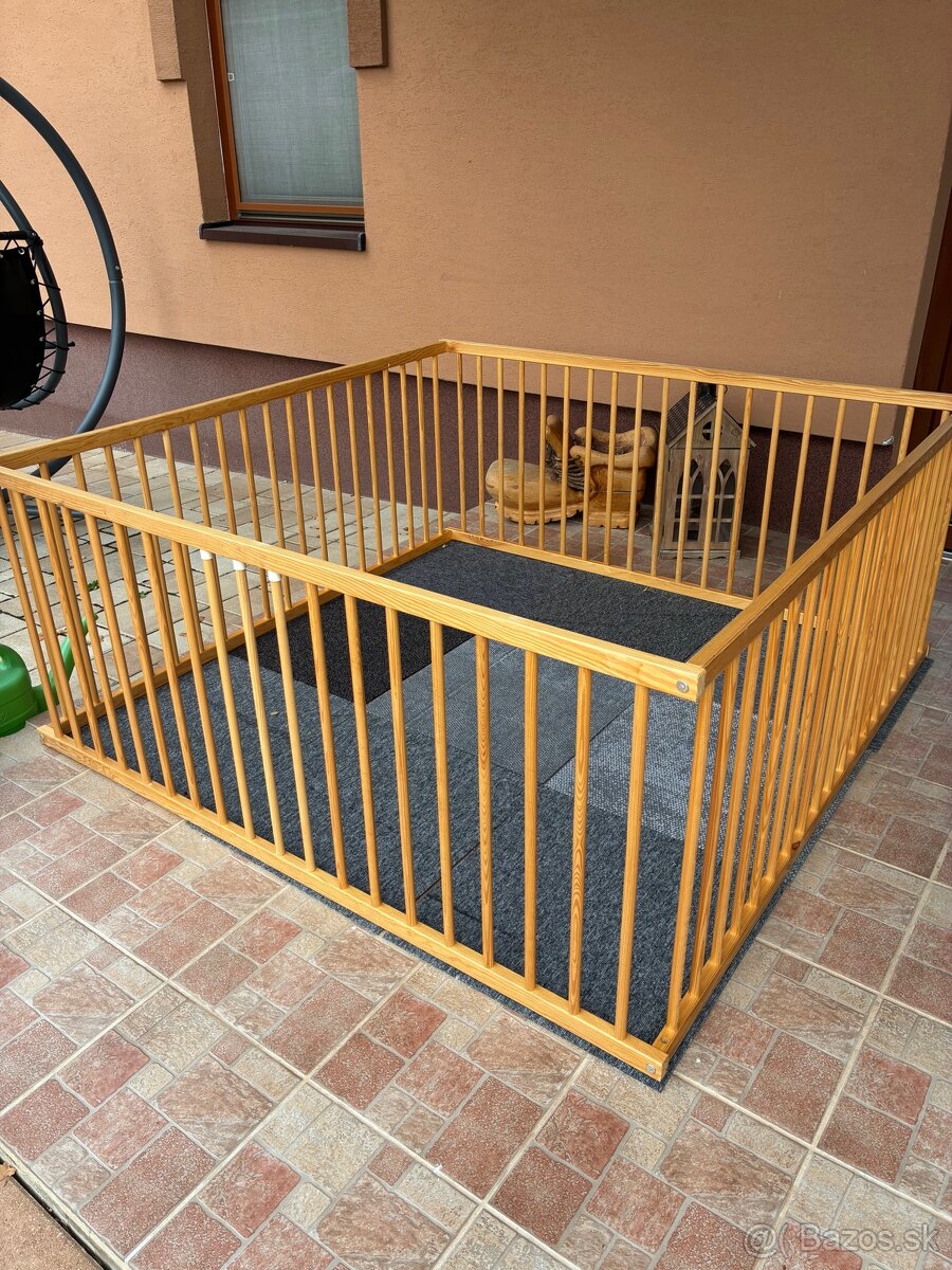 Drevená ohrádka 1,5mx1,5m