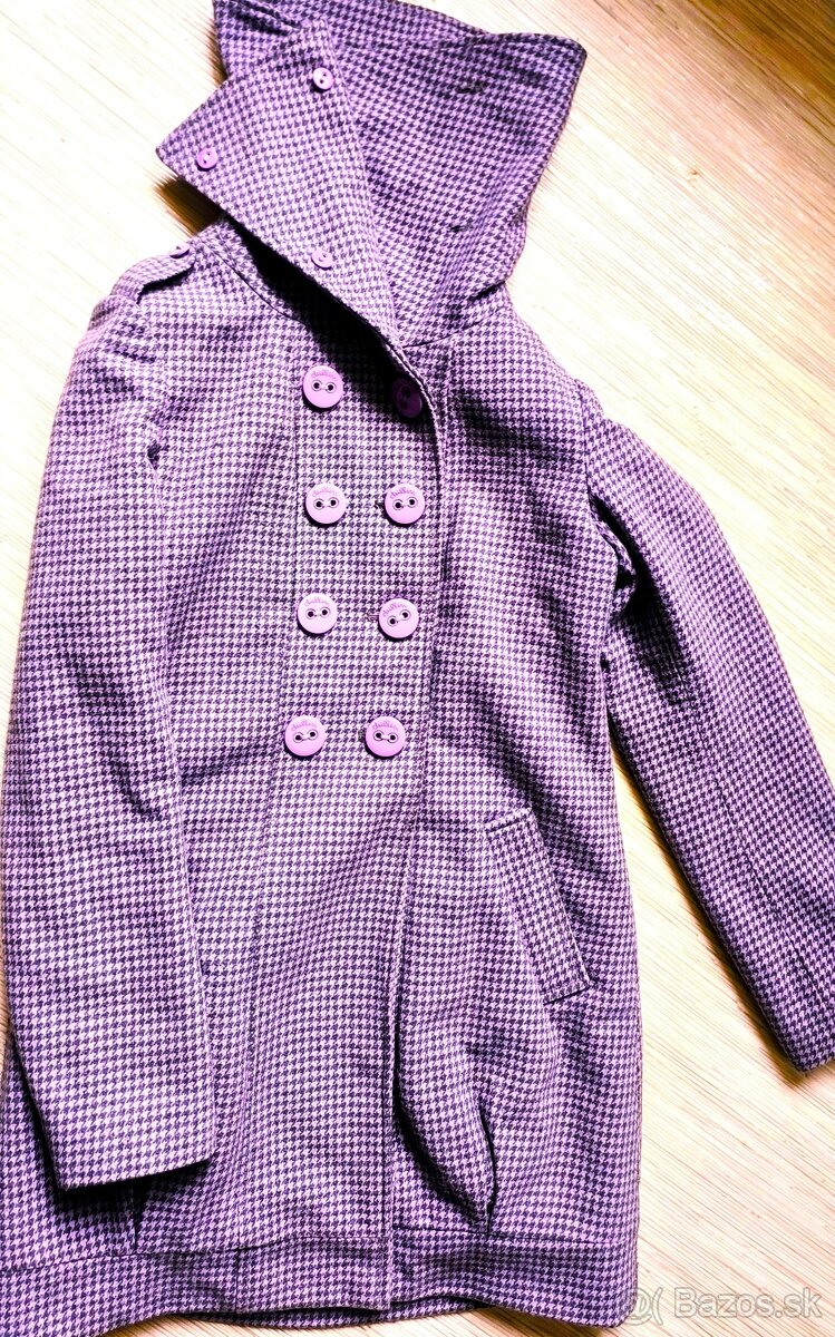 ZNAČKOVÝ TAKMER NOVÝ DÁMSKY ZIMNÝ KABÁT S KAPUCŇOU č.S