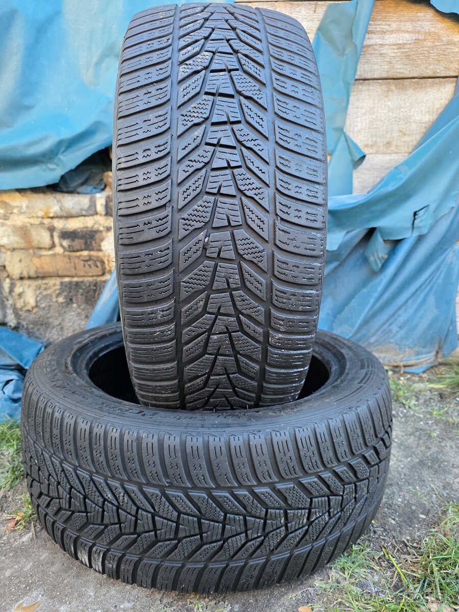 Ponúkam 2 zimné pneumatiky Hankook Ice 245/45 R18