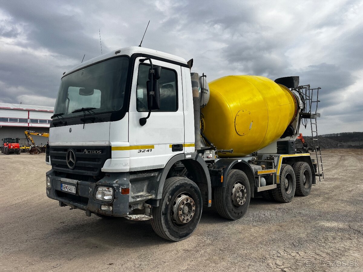 Predám domiešavač Mercedes Actros 3241B