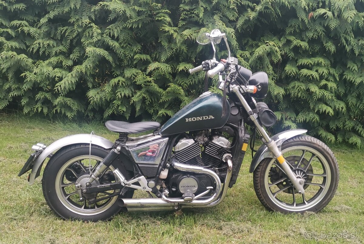 1879€ VYMENÍM Honda shadow po servise nový olej v motore a v