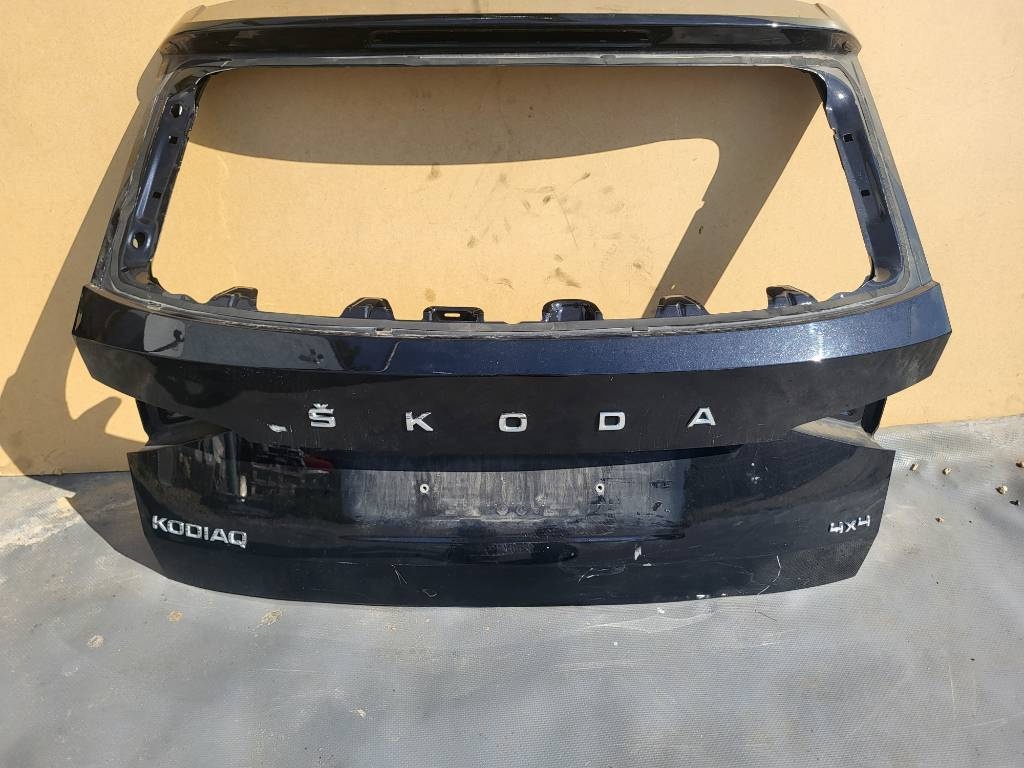 Skoda kodiaq kufrove dvere. Narazniky dvere