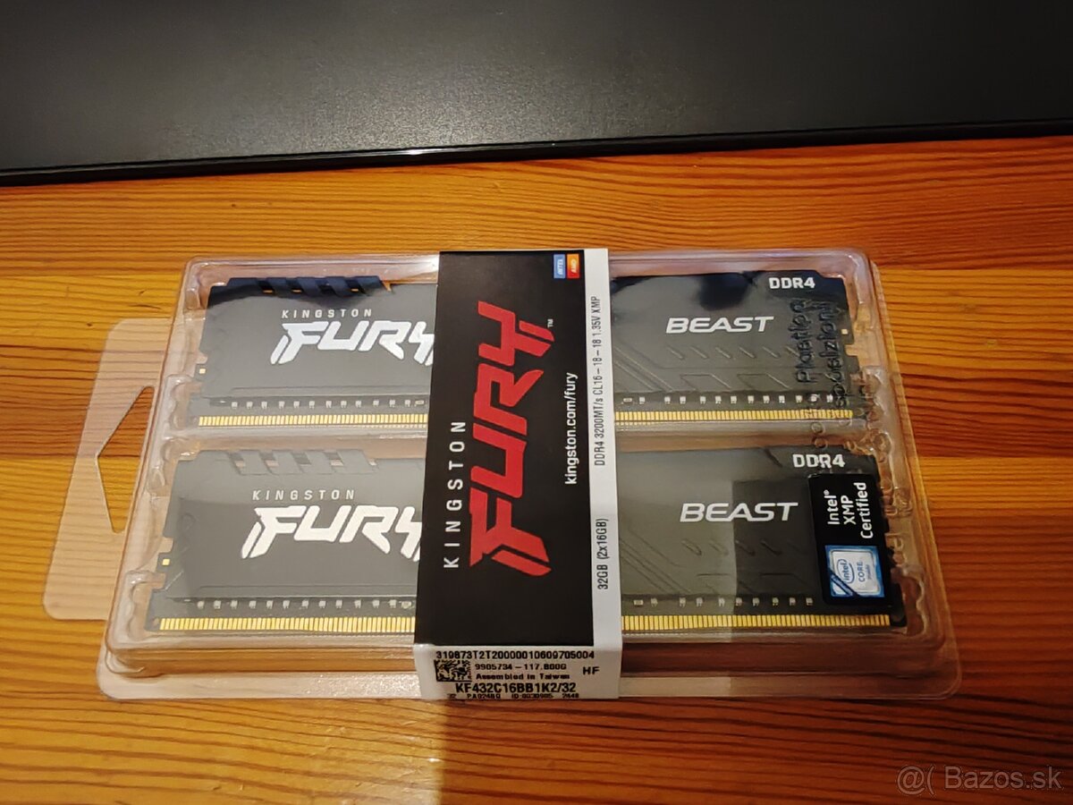 Predám pamäť DDR4 2x16GB 3200MHz KIT