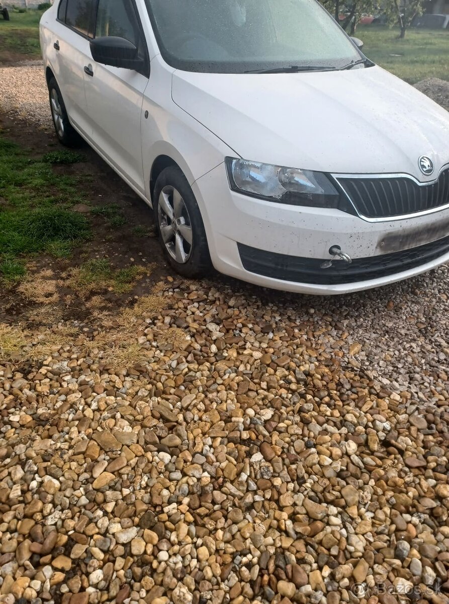 Rozpredám škoda Rapid 1.6Tdi 66,85kw CAYB CXMA