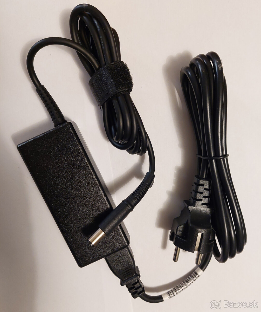 HP 65W 19.5V Laptop AC Adapter 677774-003