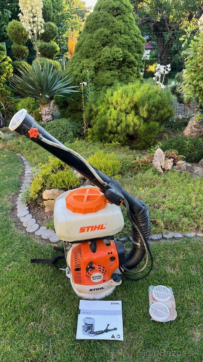 Postrekovač Stihl SR 200- chrbtový motorový rosič