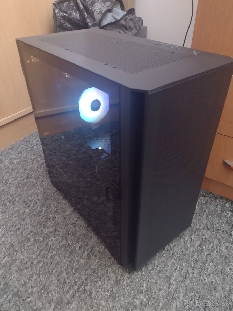 Intel Core I3 - 10100F, RX 570 PC