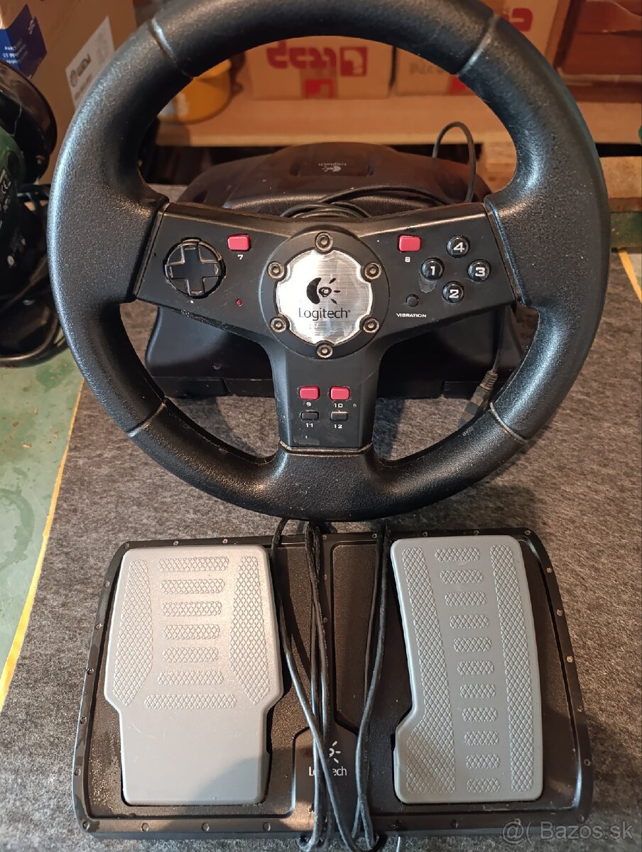 PC volant Logitech