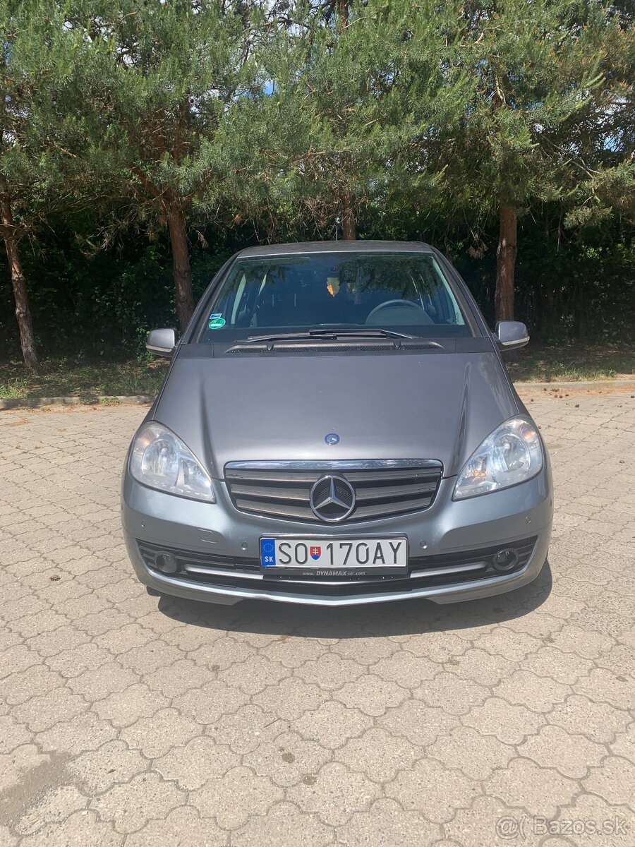 Mercedes benz A180
