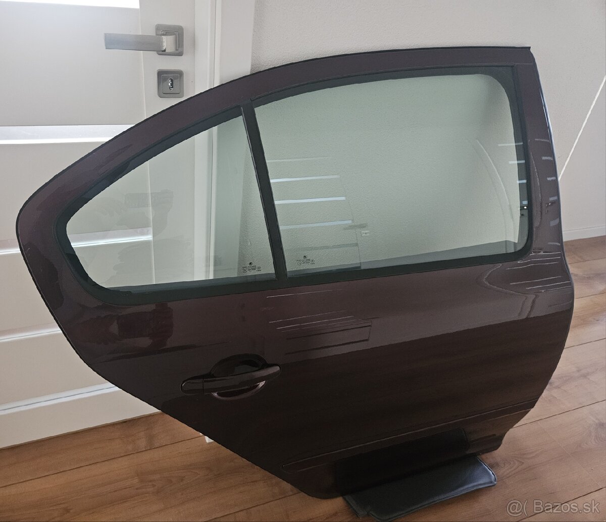 Pravé Zadné Dvere Skoda Octavia 2 1Z6 Hb