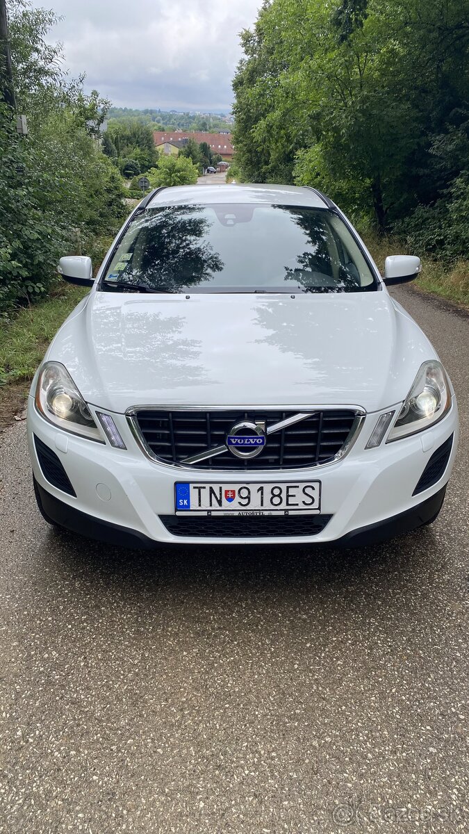 Na predaj: Volvo XC60 2.4 D AWD, automat, koža, (2013)