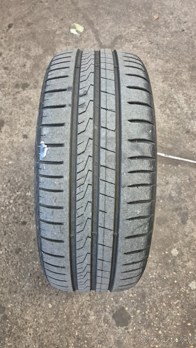 Hankook 205/55R16