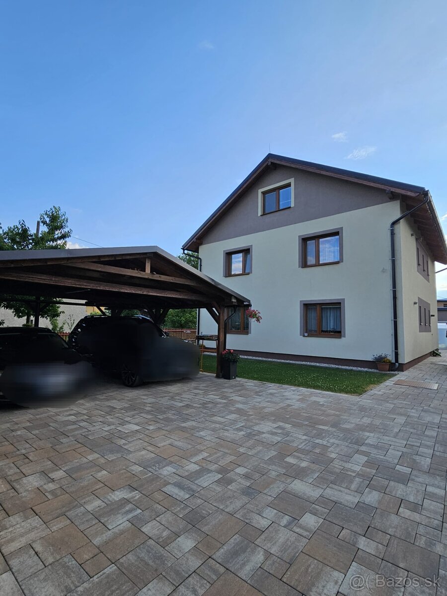 Na predaj RD s bazenom - Lipany