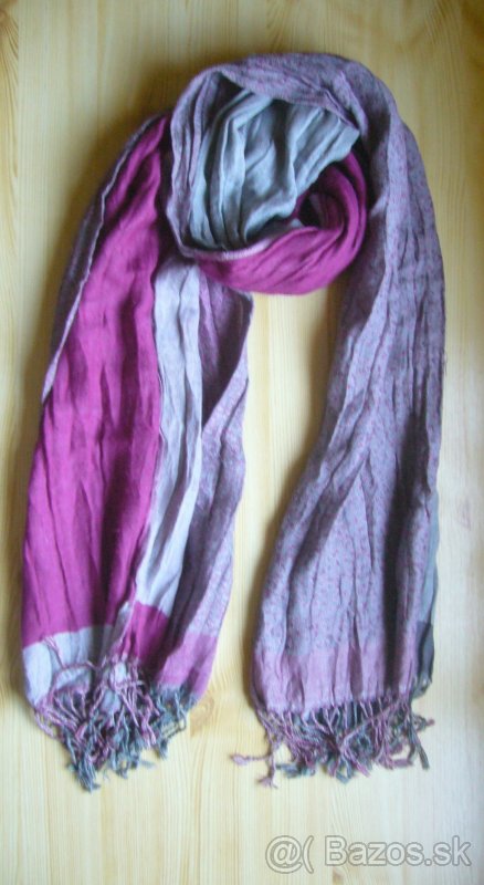 Sivo-ružový šál