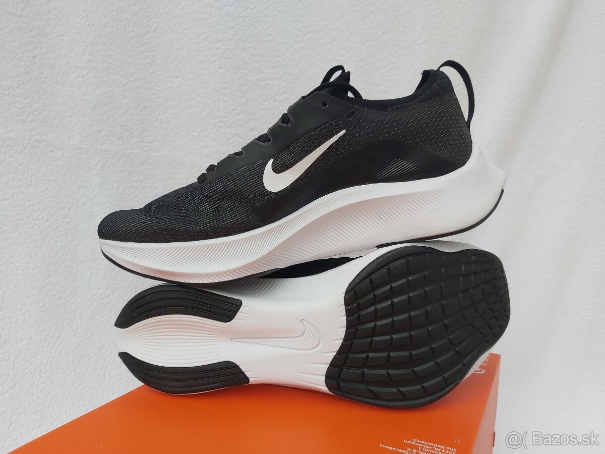 Pánské běžecké boty Nike Air Zoom Fly 4, vel. 45