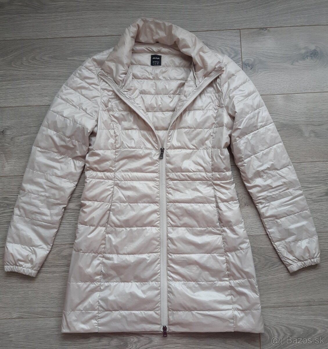 Tenka bunda Stradivarius