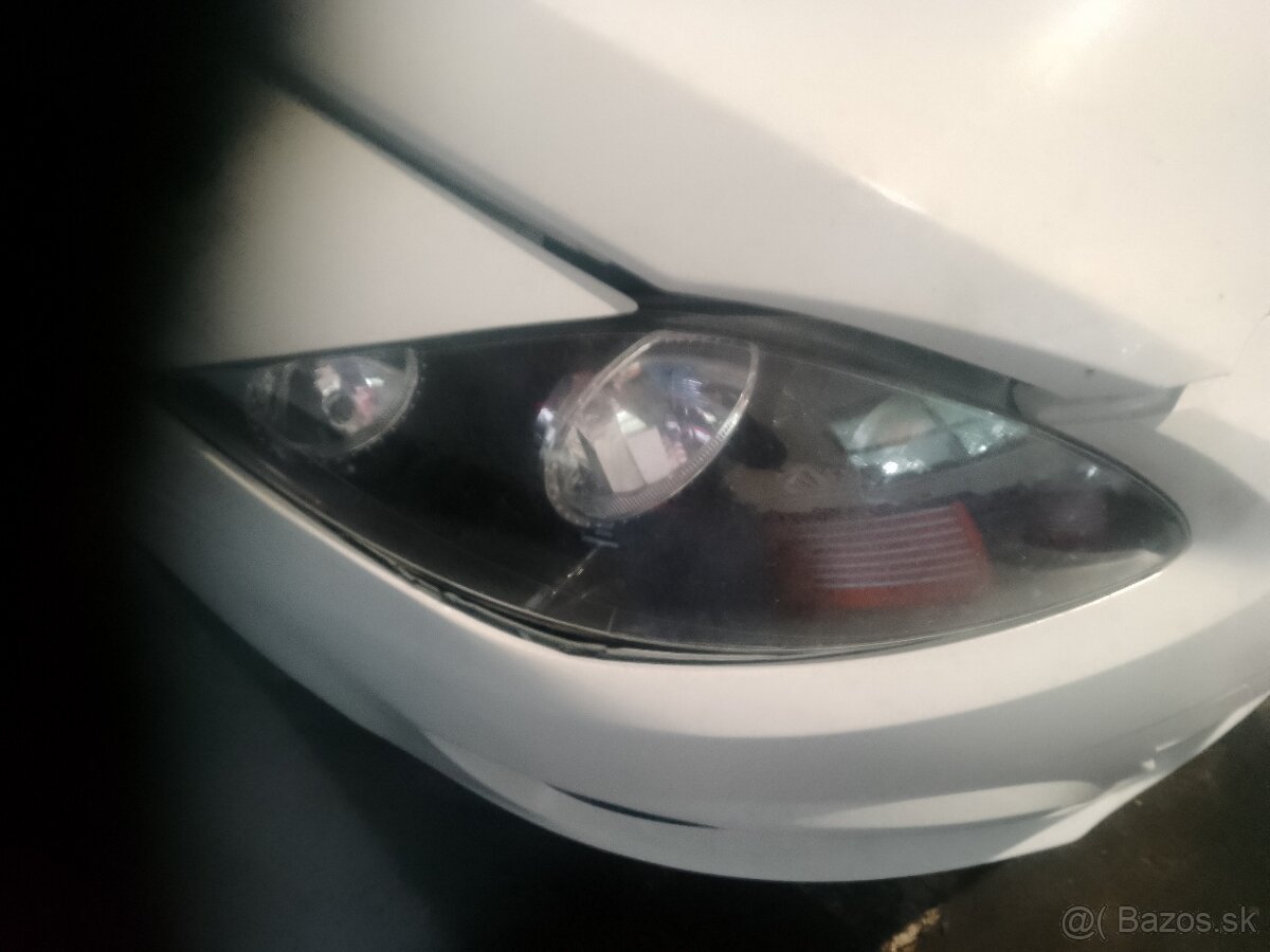 Predám svetlo Seat Leon