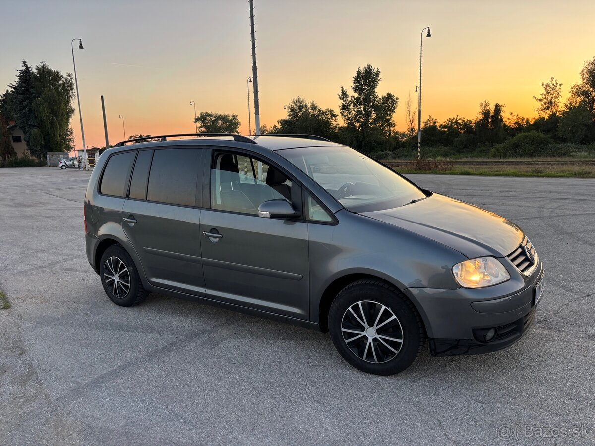 Volkswagen Touran 2.0 TDI