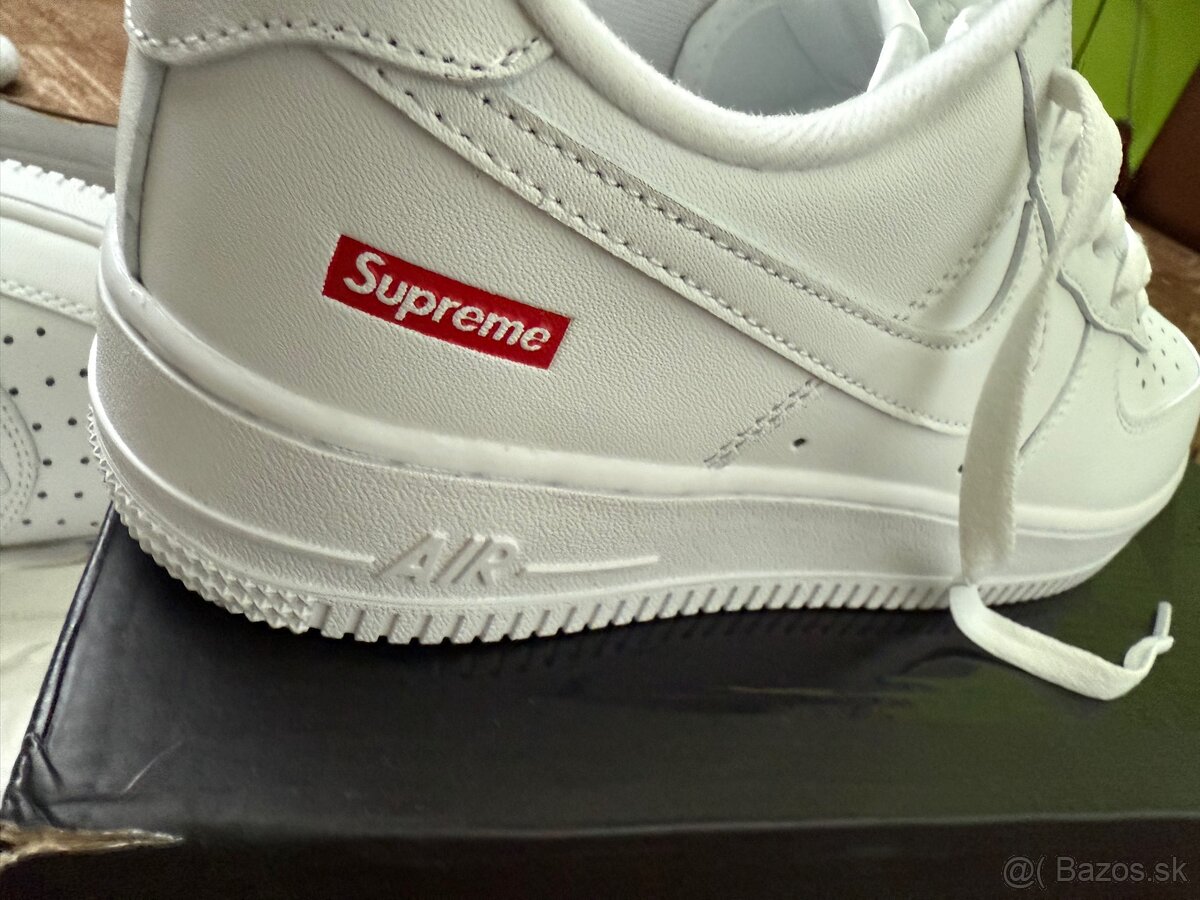 Supreme x Nike Air Force 1 Low White