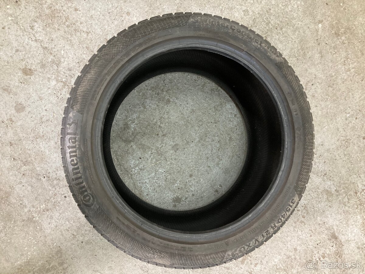 315/40R21