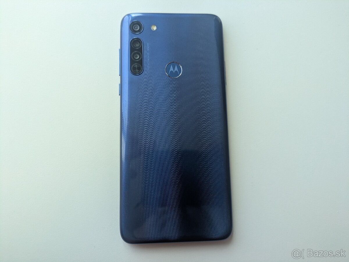 Motorola G8 v TOP stave