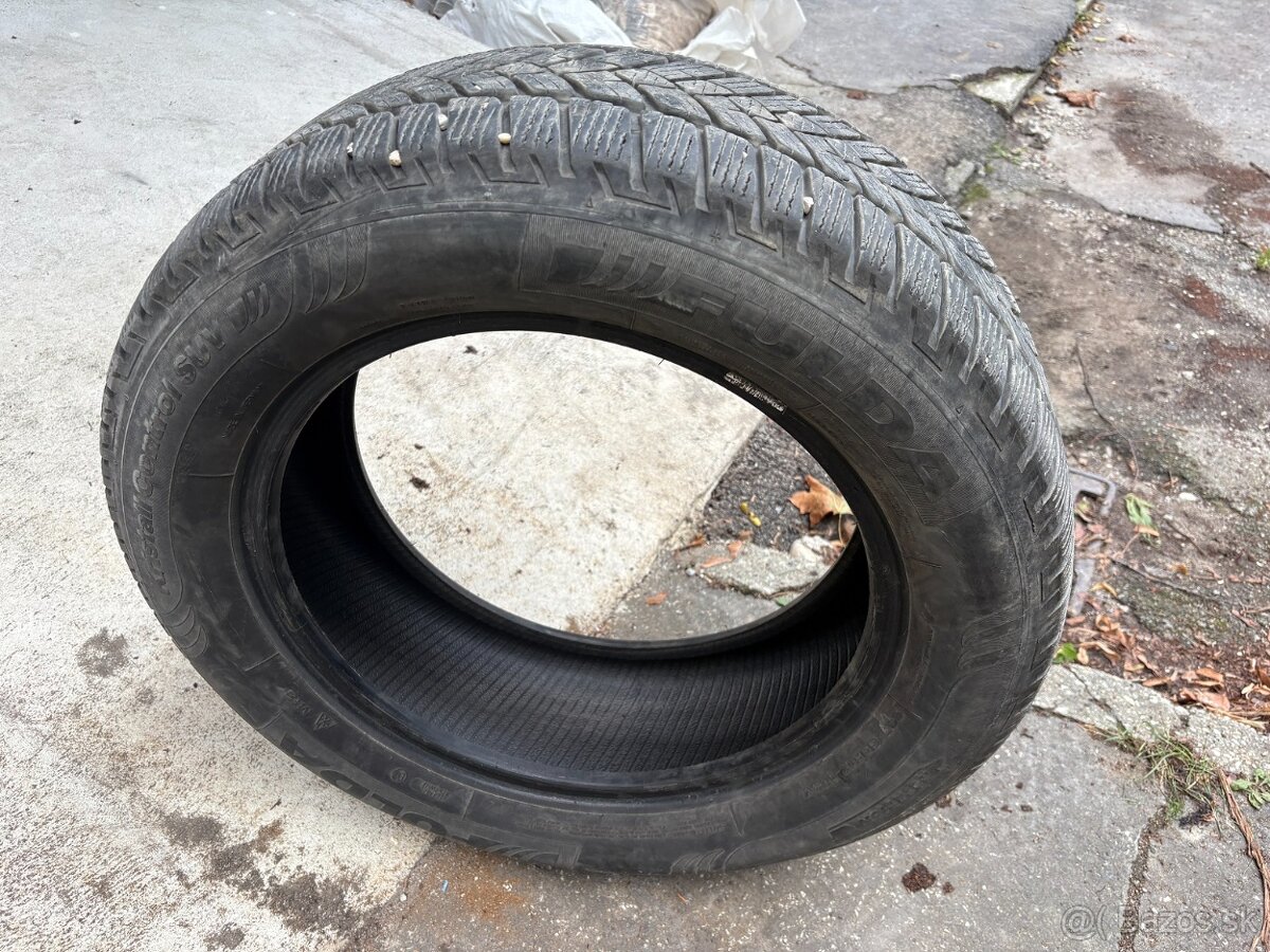 2x zimne pneu na SUV
