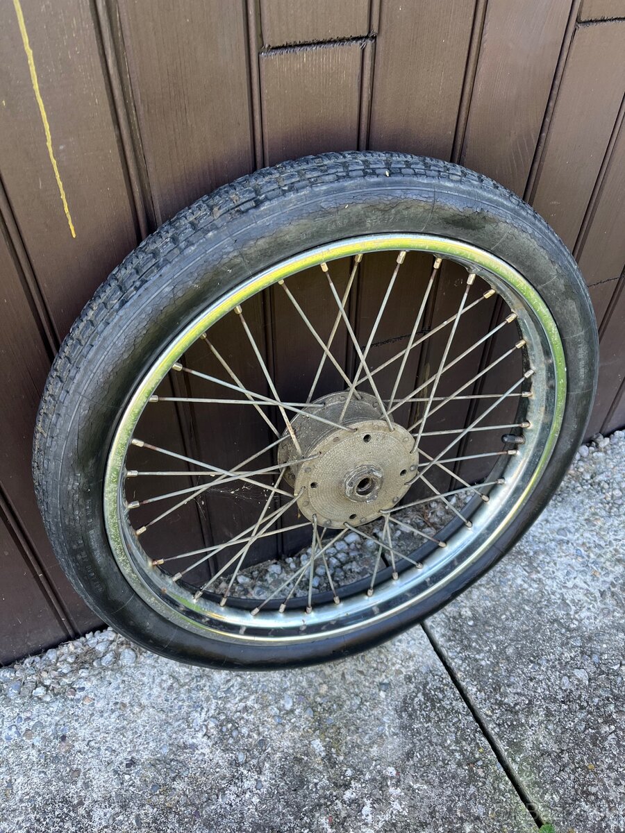 Predné koleso Babetta 210 207