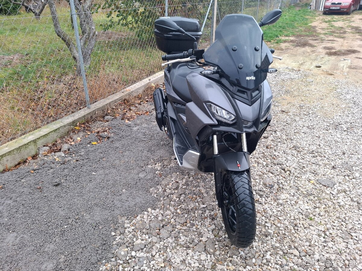 Aprilia sr gt 200 cierna