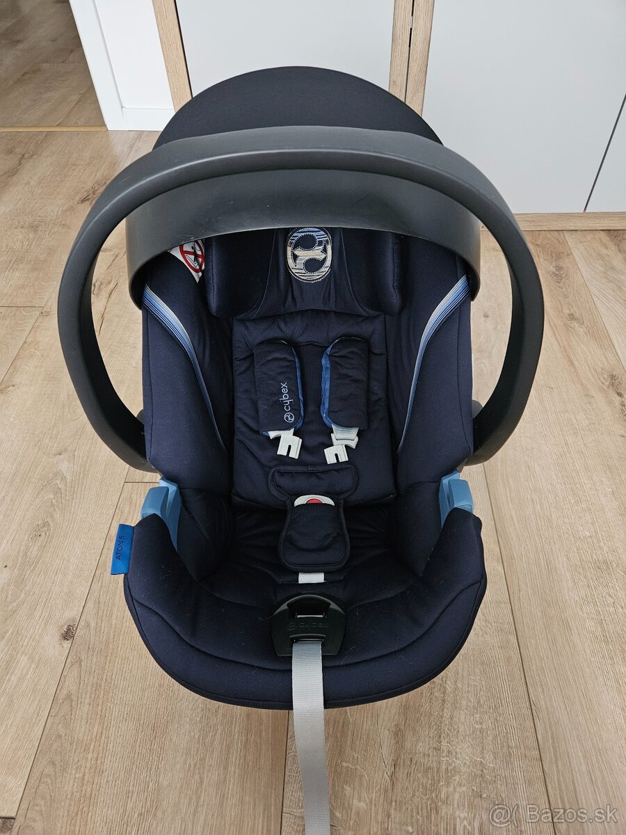 Vajíčko so základňou Cybex Aton 5