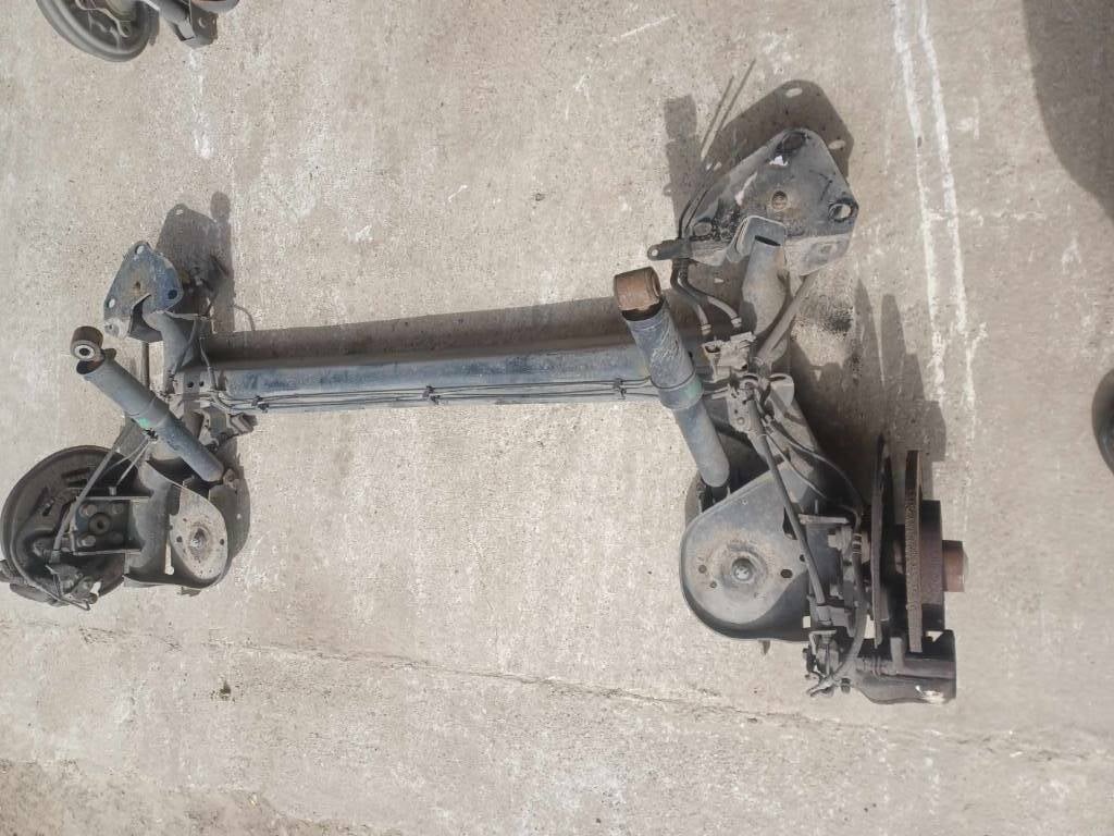 Zadná náprava Renault Kangoo 2012