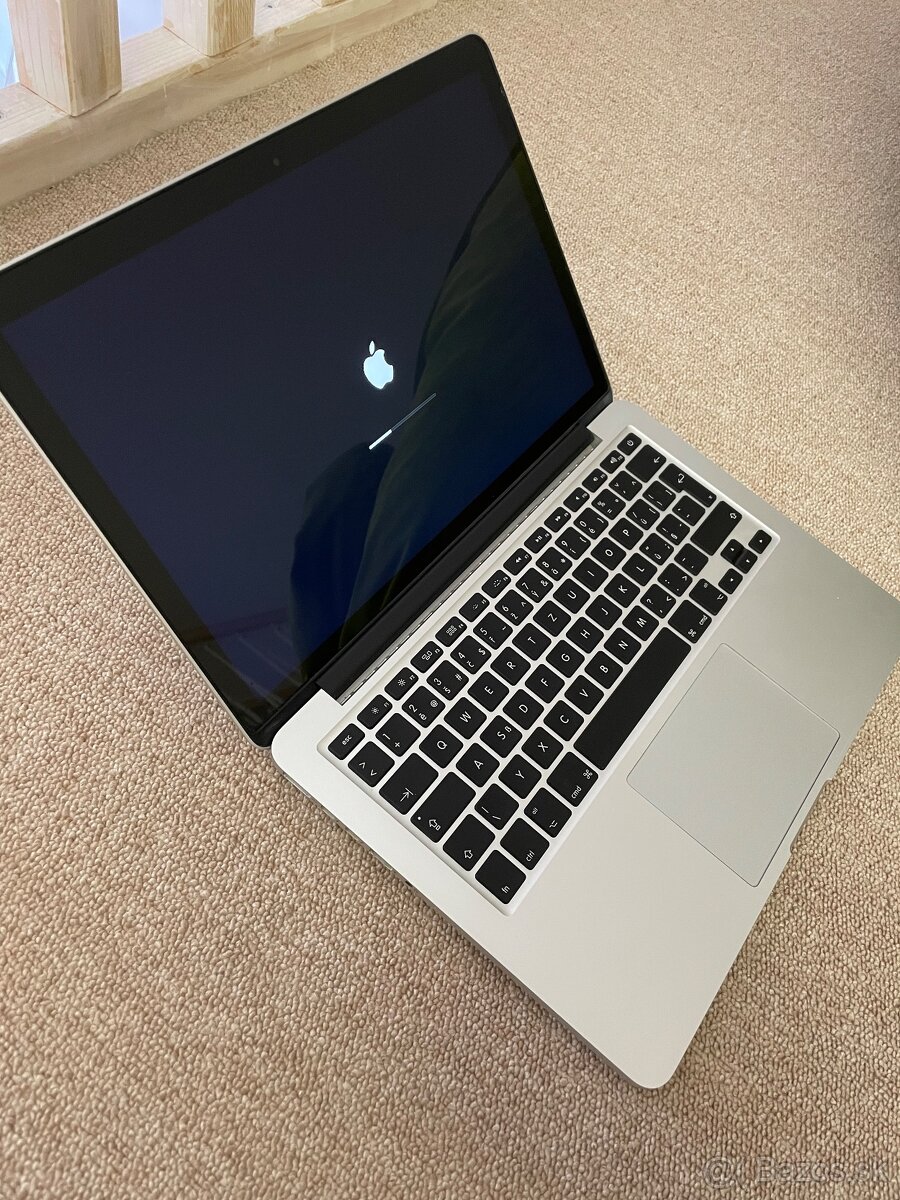 MacBook pro 13' a1502 emc2875