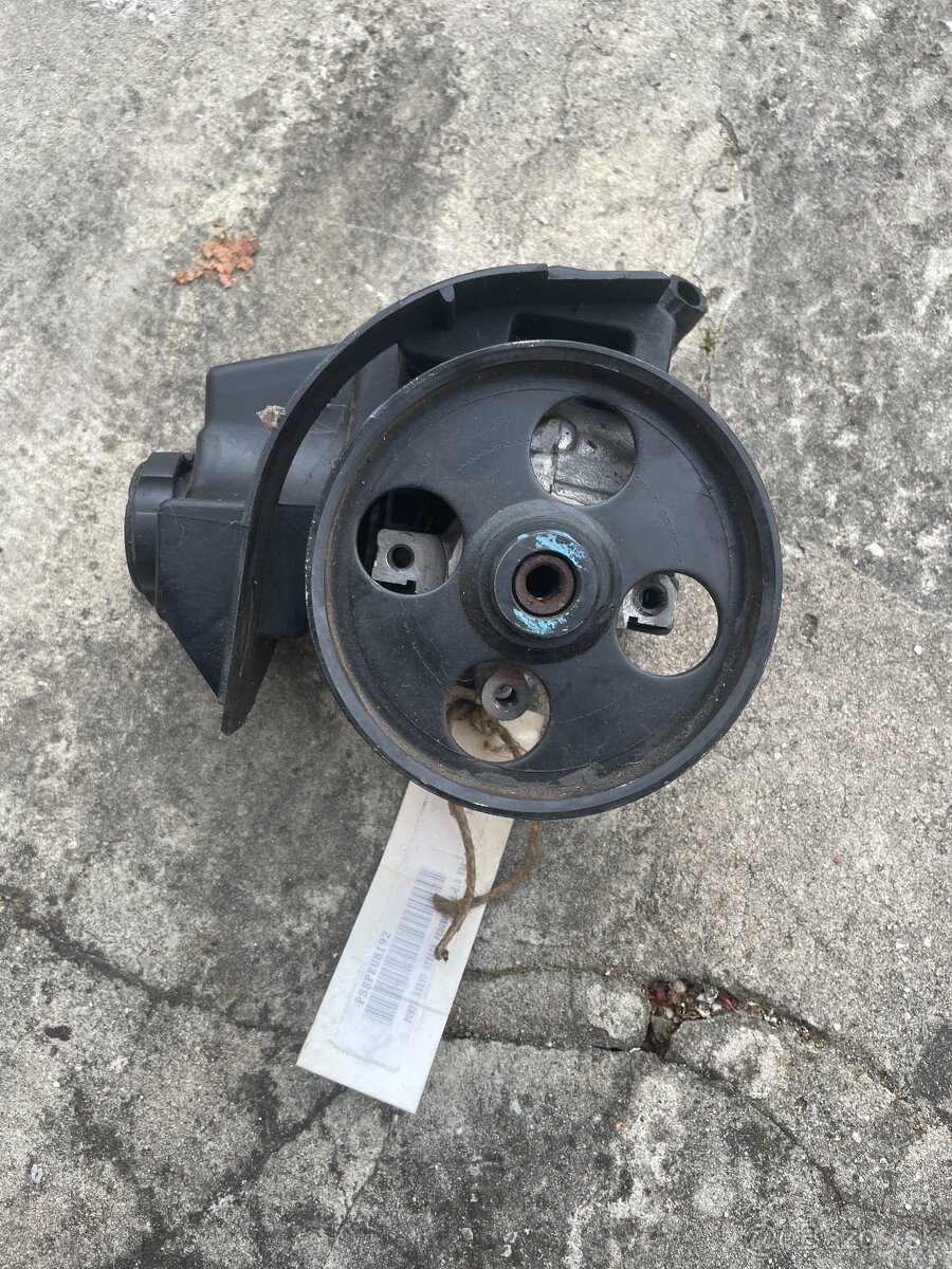 Predám: Servo čerpadlo Peugeot  / Citroën 2.0 HDi