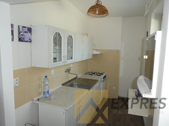 RK EXPRES - na predaj 2 izbový byt v Handlovej.
