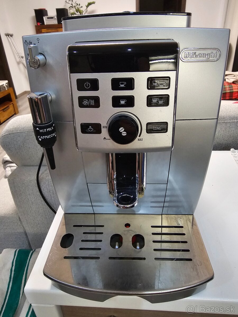 Kávovar DeLonghi