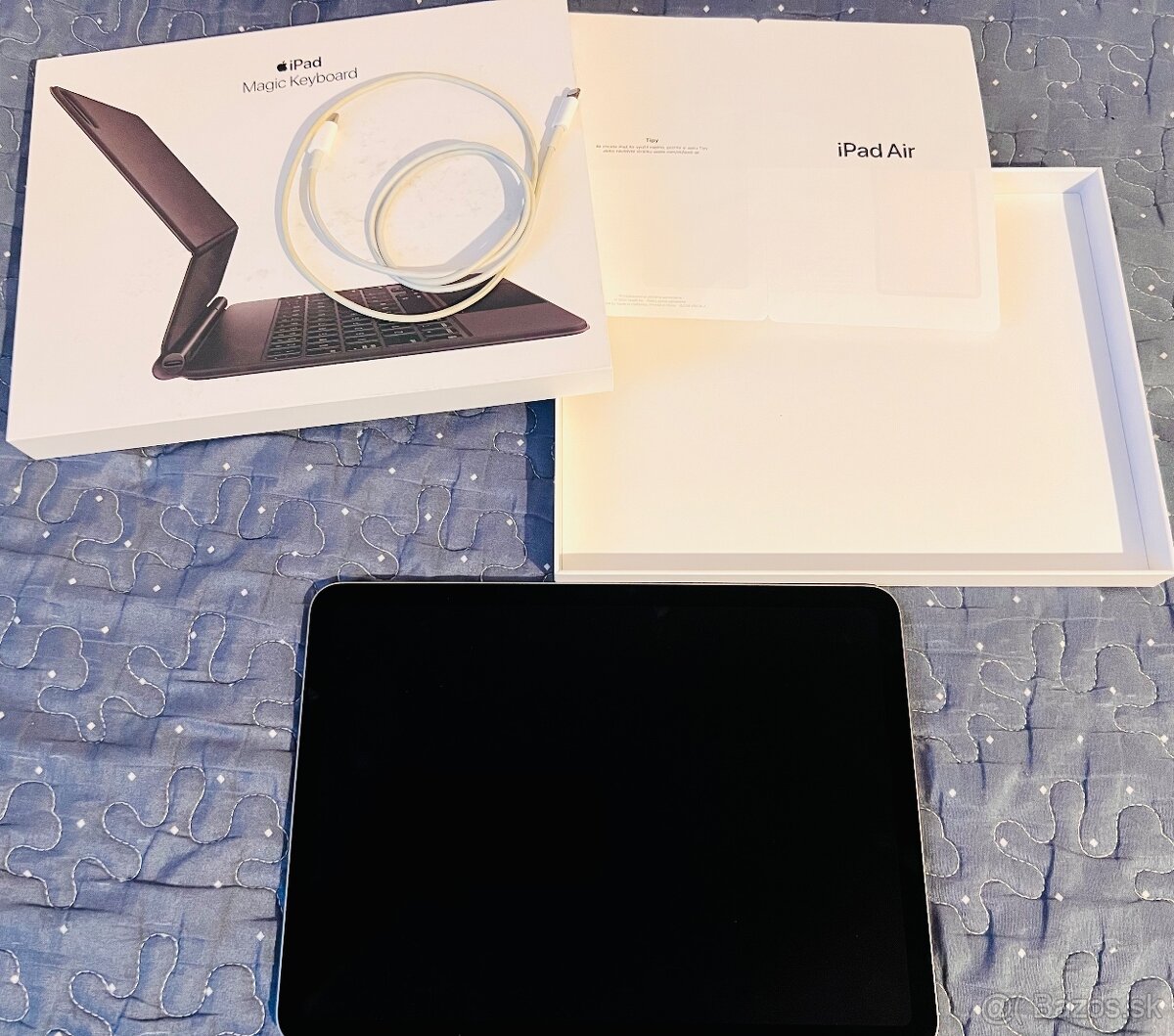 APPLE IPAD AIR+ WIFI + APPLE MAGIC KEYBOARD