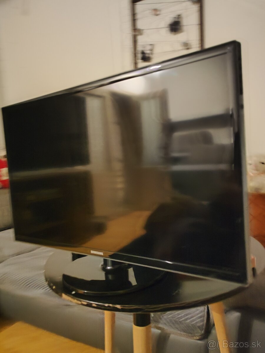 Predám televízor