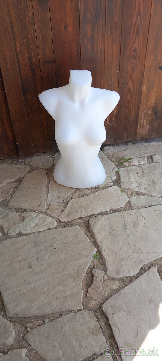 Figurína -trup