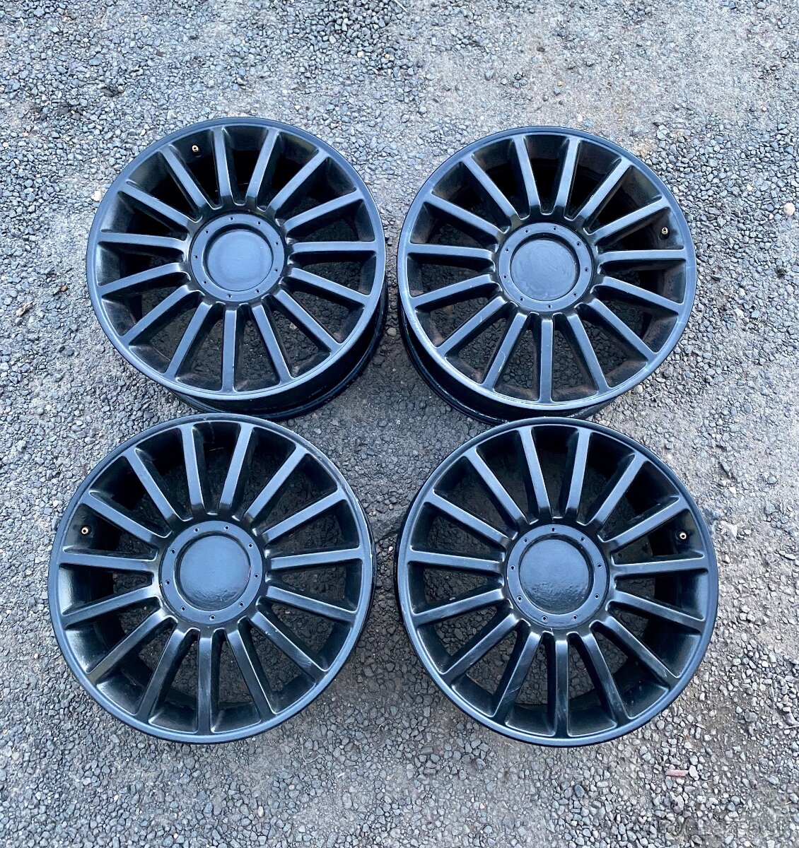 Disky VW Audi R17