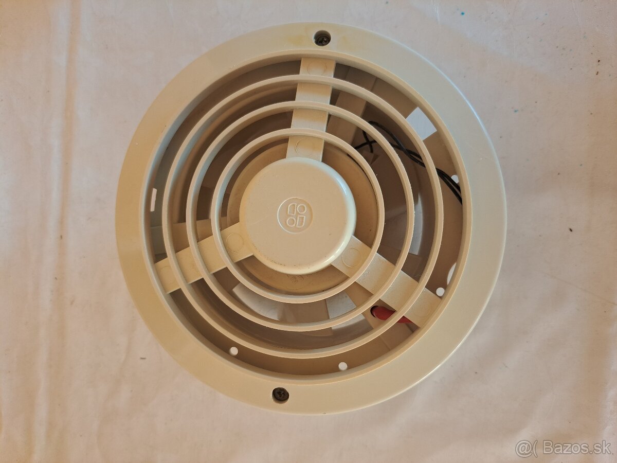 ventilátor stenový
