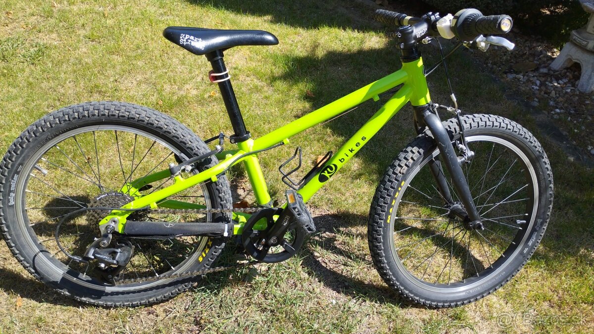 Predsm ultra lahky detsky bicykel