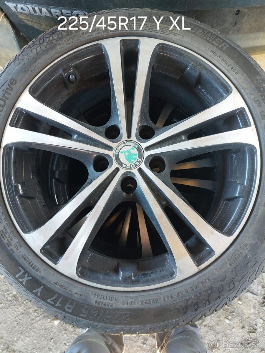 Škoda 225/45/R17 Y XL