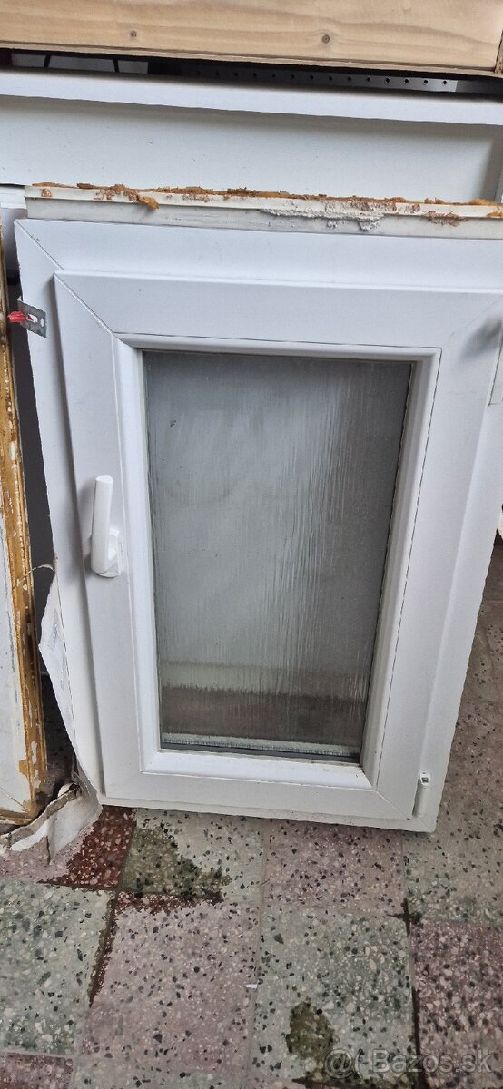 Plastové okno 54x83
50€