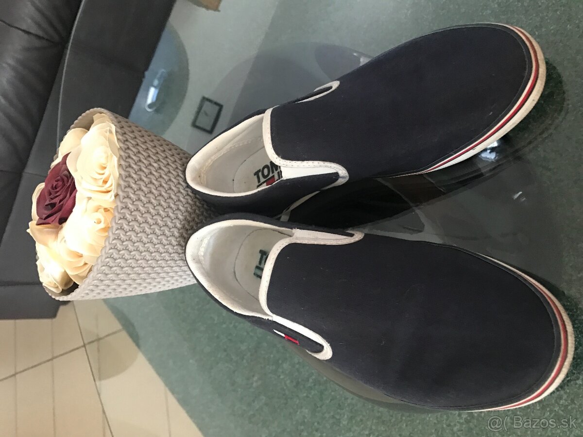 TOMMY HILFIGER originál damske platené sneacery 39