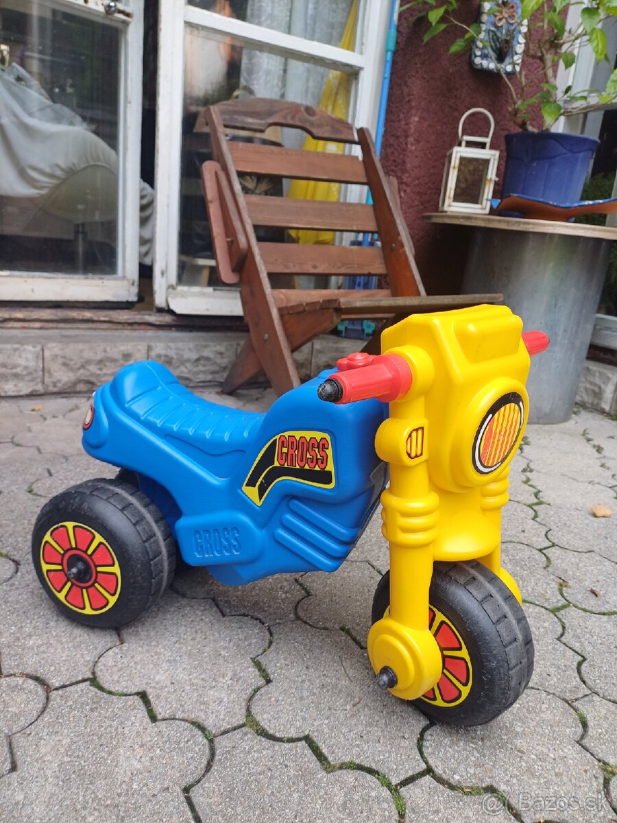 Odrazadlo motorka