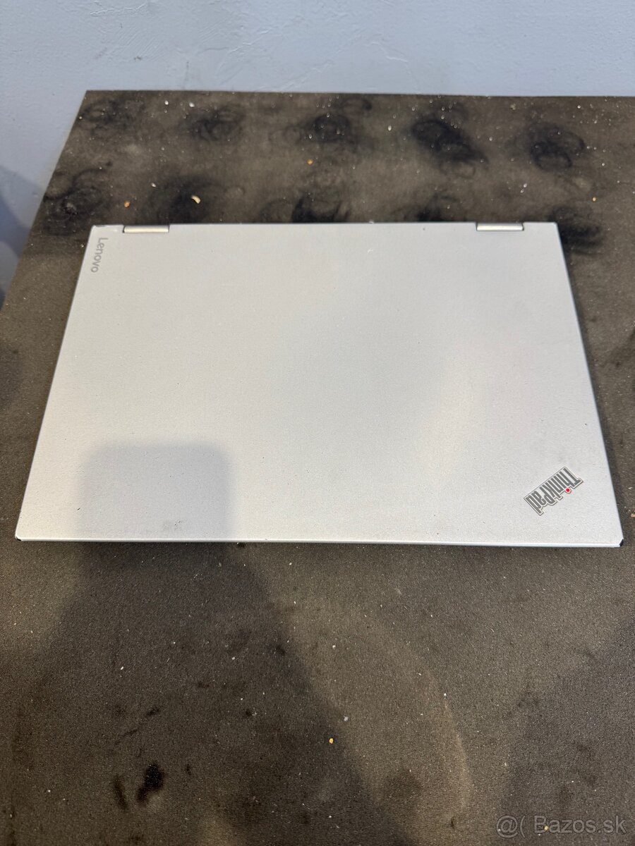 Lenovo ThinkPad Yoga 370
