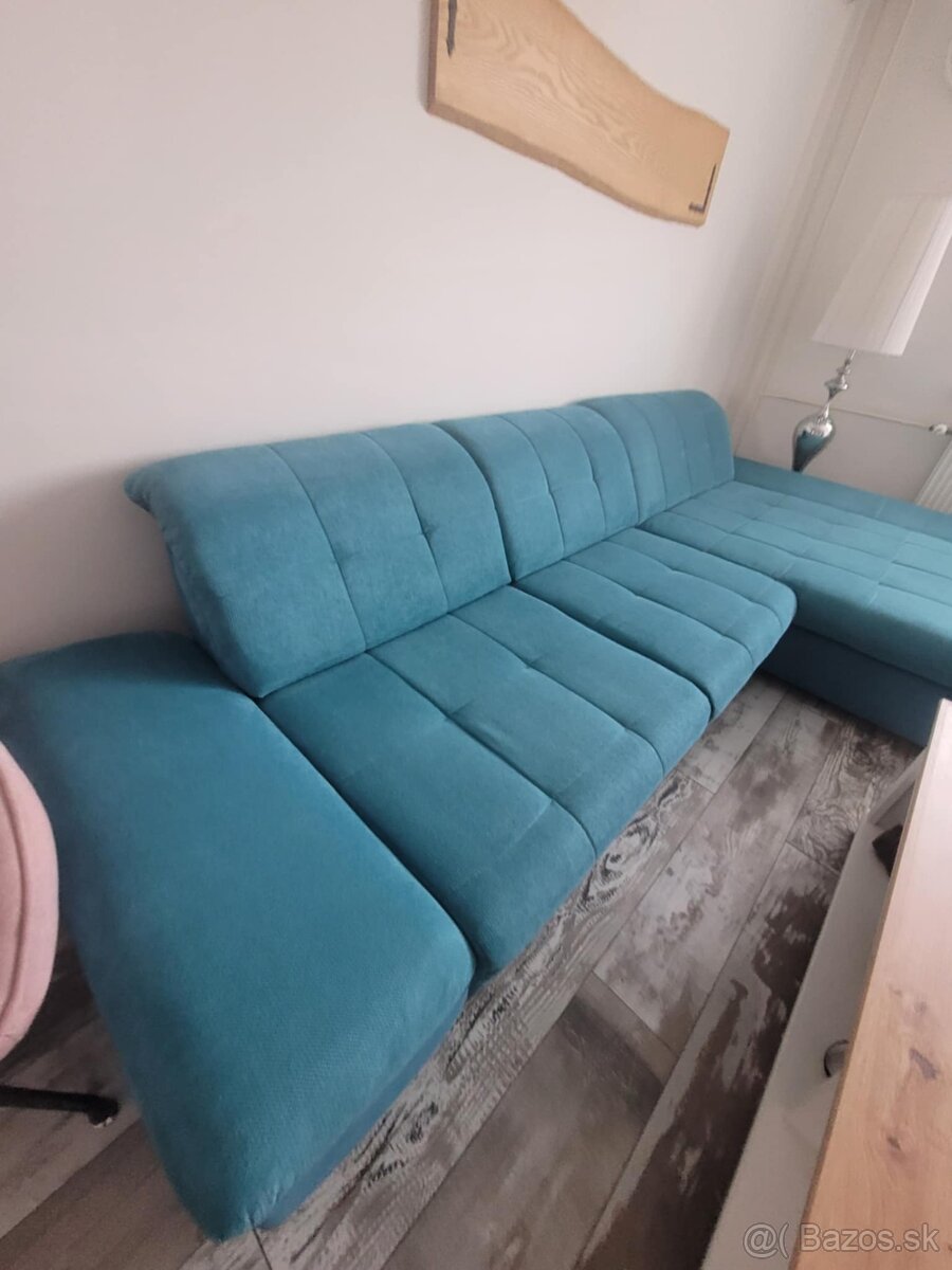 Sedacia súprava s taburetkou