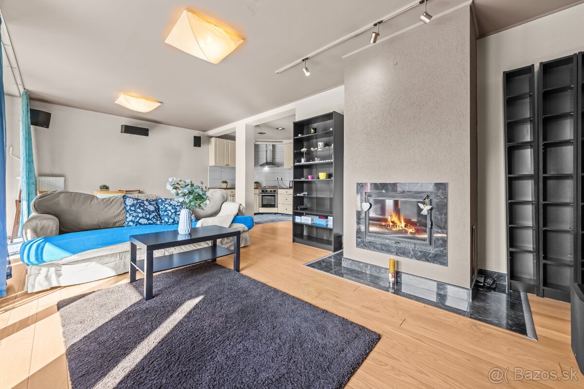 5-IZB. DVOJPODLAŽNÝ RODINNÝ DOM 165 m², TICHÁ LOKALITA, ROV