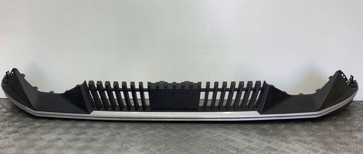 Kia EV6 2021- predný difuzor , spoiler nárazníka