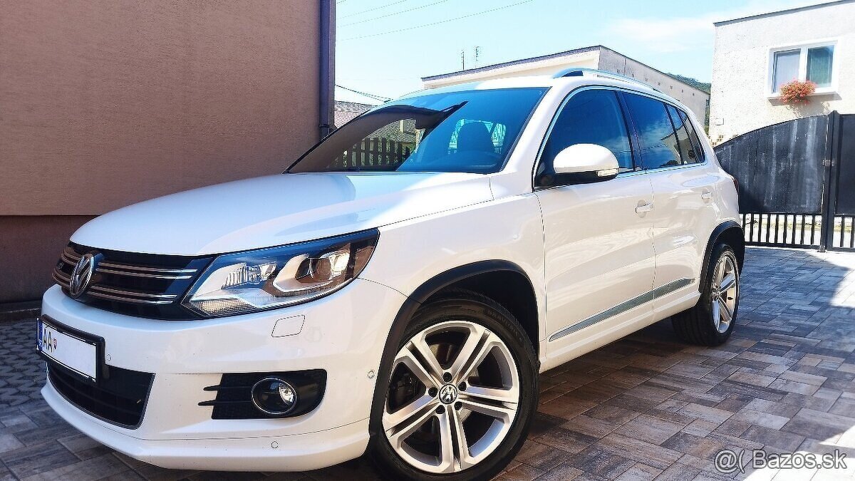 Volkswagen Tiguan R-line,,2,0 TDI 2016
